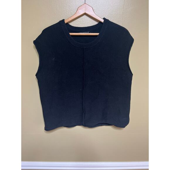 Merokeety Sleeveless Sweater Top - Picture 3 of 9